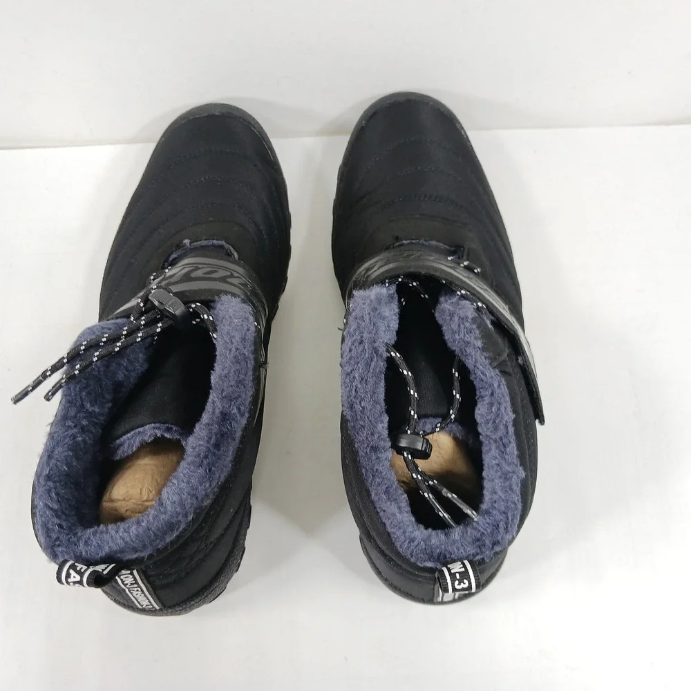 Sport Mens Black Faux Fur Lined Winter Snow Boots Quilted Bungee Strap Size 43